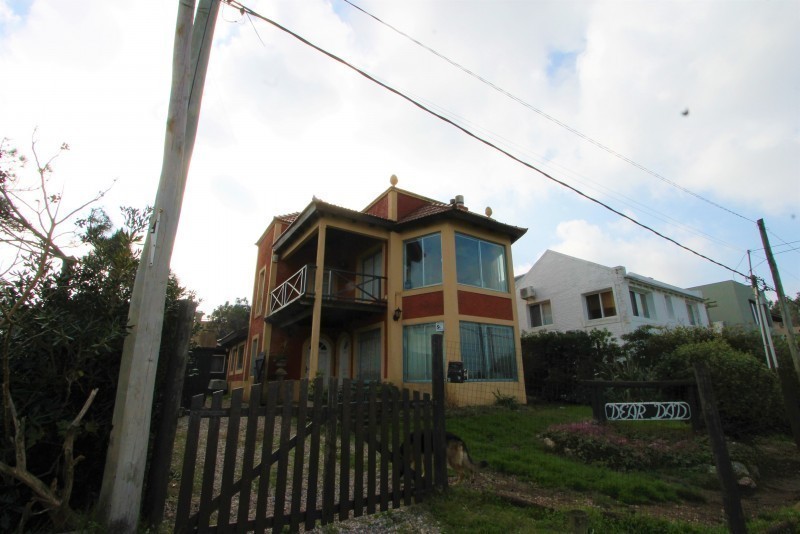 Oportunidad casa en la Barra en venta cerca del mar