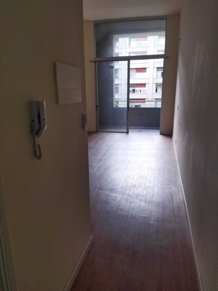 Excelente Monoambiente !! Ideal para inversión!  Rentado en  $ 19.200 se reajusta en octubre 
