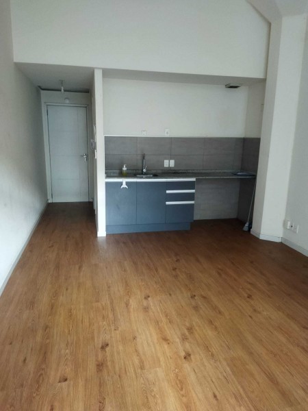 Excelente Monoambiente !! Ideal para inversión!  Rentado en  $ 19.200 se reajusta en octubre 
