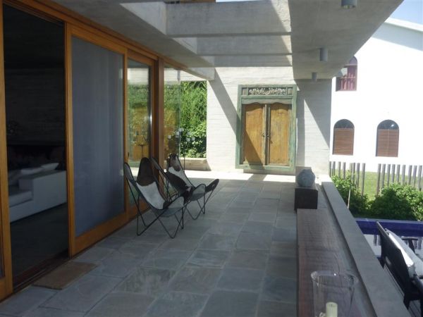 Casa en alquiler en Balneario Buenos Aires.