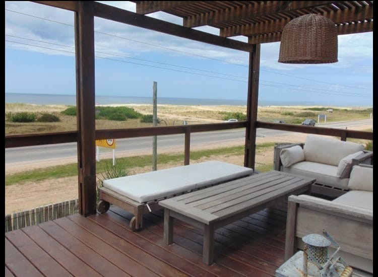 Casa frente al mar en Balneario Bs As