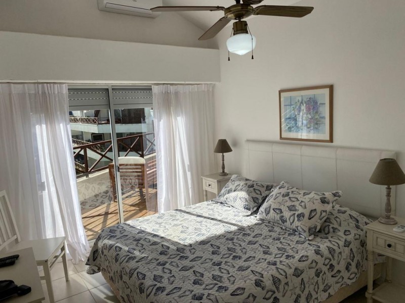 Excelente Penthouse en venta y alquiler Manantiales frente a la Playa