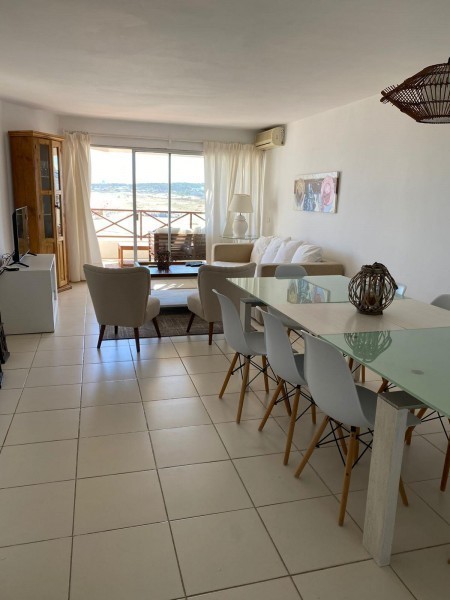 Excelente Penthouse en venta y alquiler Manantiales frente a la Playa