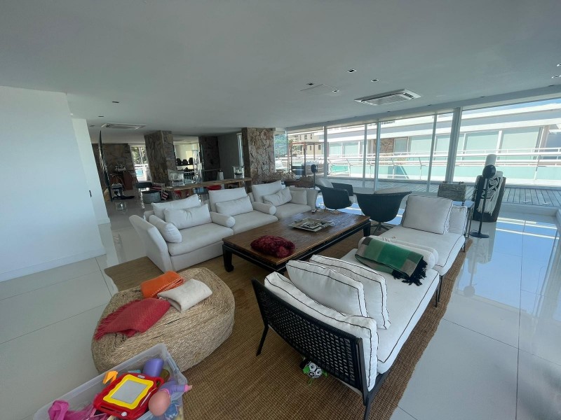 Espectacular Penthouse en venta en La Brava