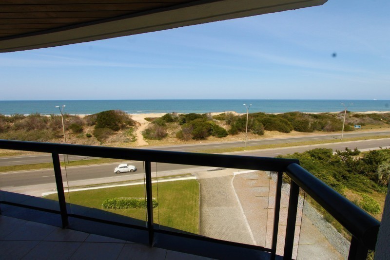 Excelente Penthouse en venta frente al mar en Rincón del Indio