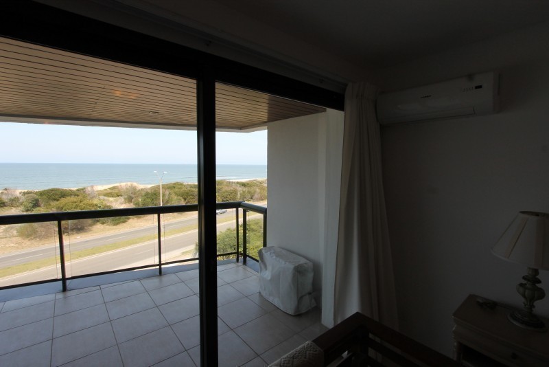 Excelente Penthouse en venta frente al mar en Rincón del Indio