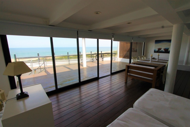 Excelente Penthouse en venta frente al mar en Rincón del Indio