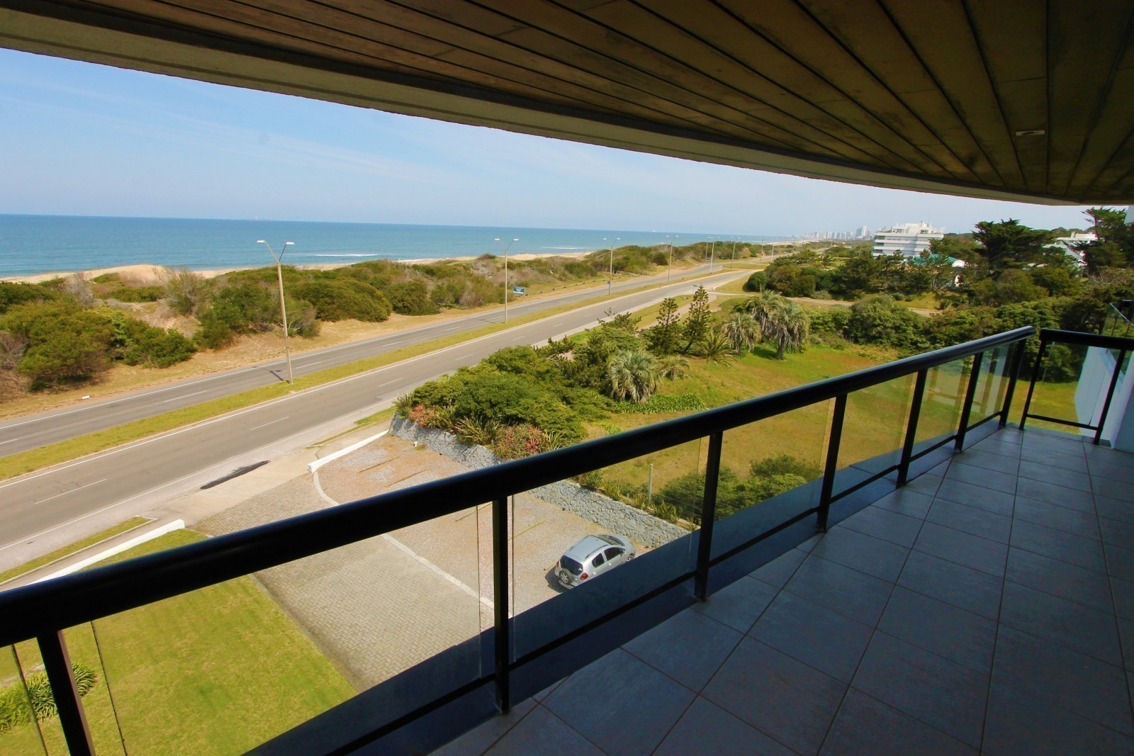 Excelente Penthouse en venta frente al mar en Rincón del Indio