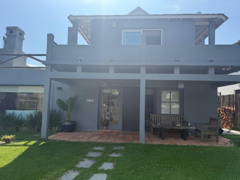 Casa en alquiler en Montoya