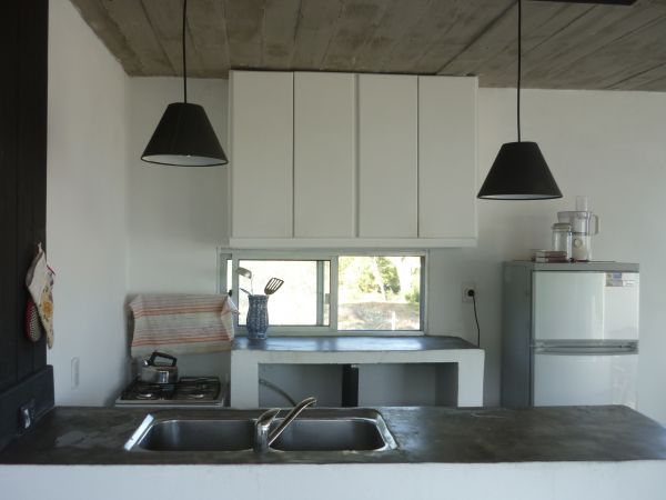 Casa muy bien ubicada y con muy linda vista.