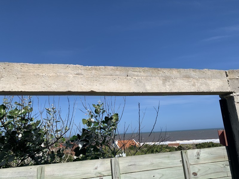 Casa en venta en manantiales de la ruta al mar