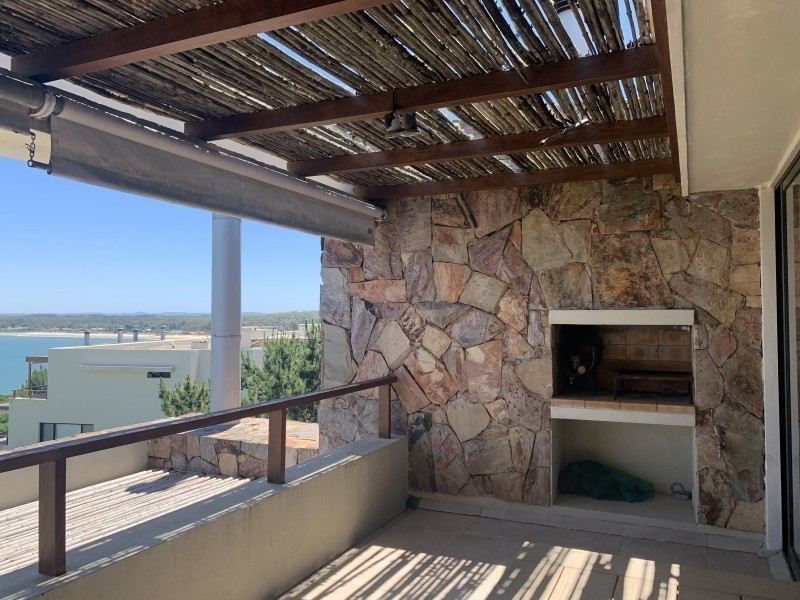 Muy lindo departamento en Punta Ballena