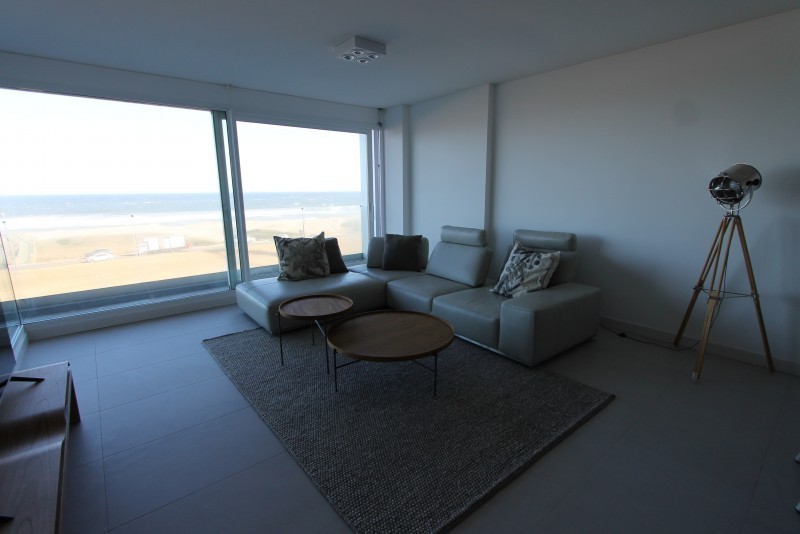 Alquiler Le Parc III frente a Playa Brava con exclusivos amenities
