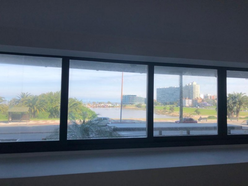 Departamento en venta primera línea Buceo