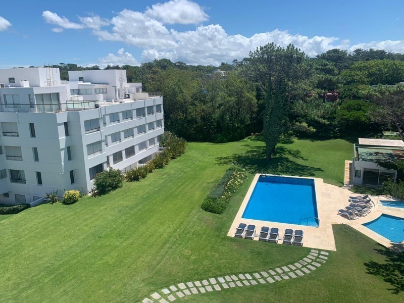 Departamento Penthouse primera linea brava