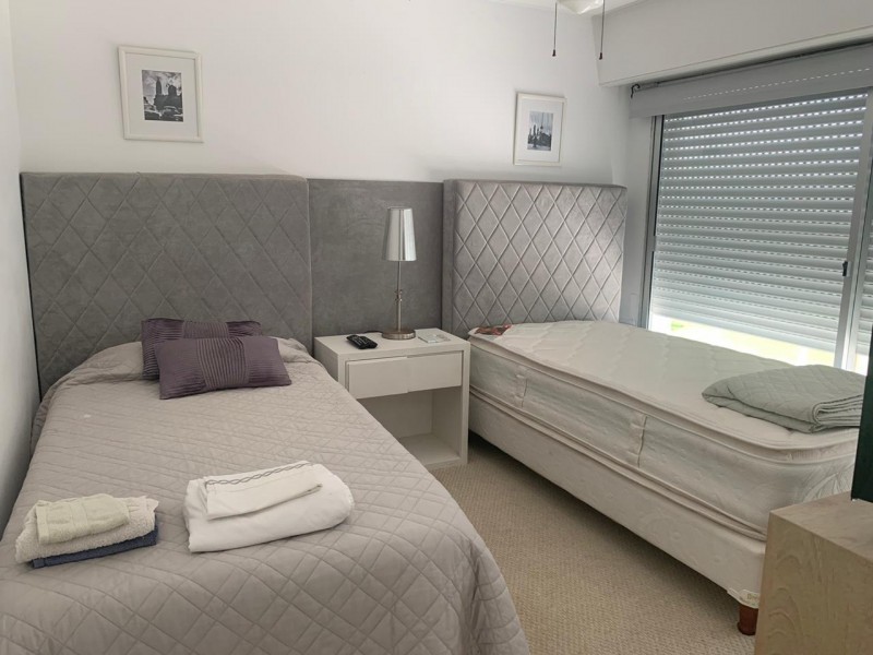 Departamento Penthouse primera linea brava