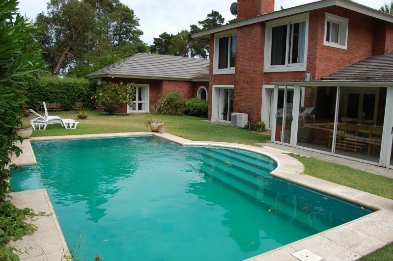 Casa en venta en Lugano Punta del este