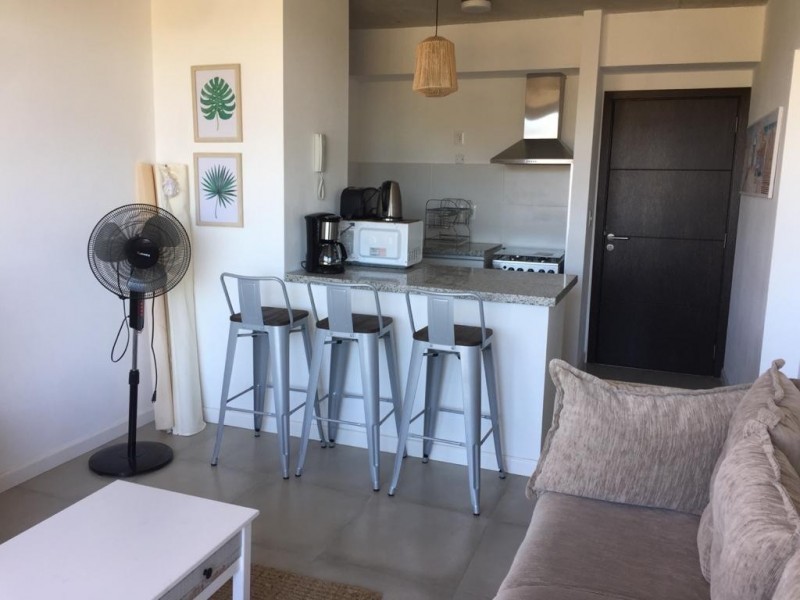 Departamento en venta con renta en Punta del este