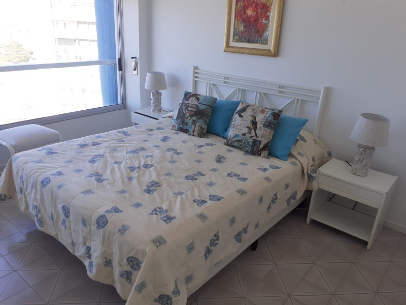 Departamento en venta primera linea Punta del este