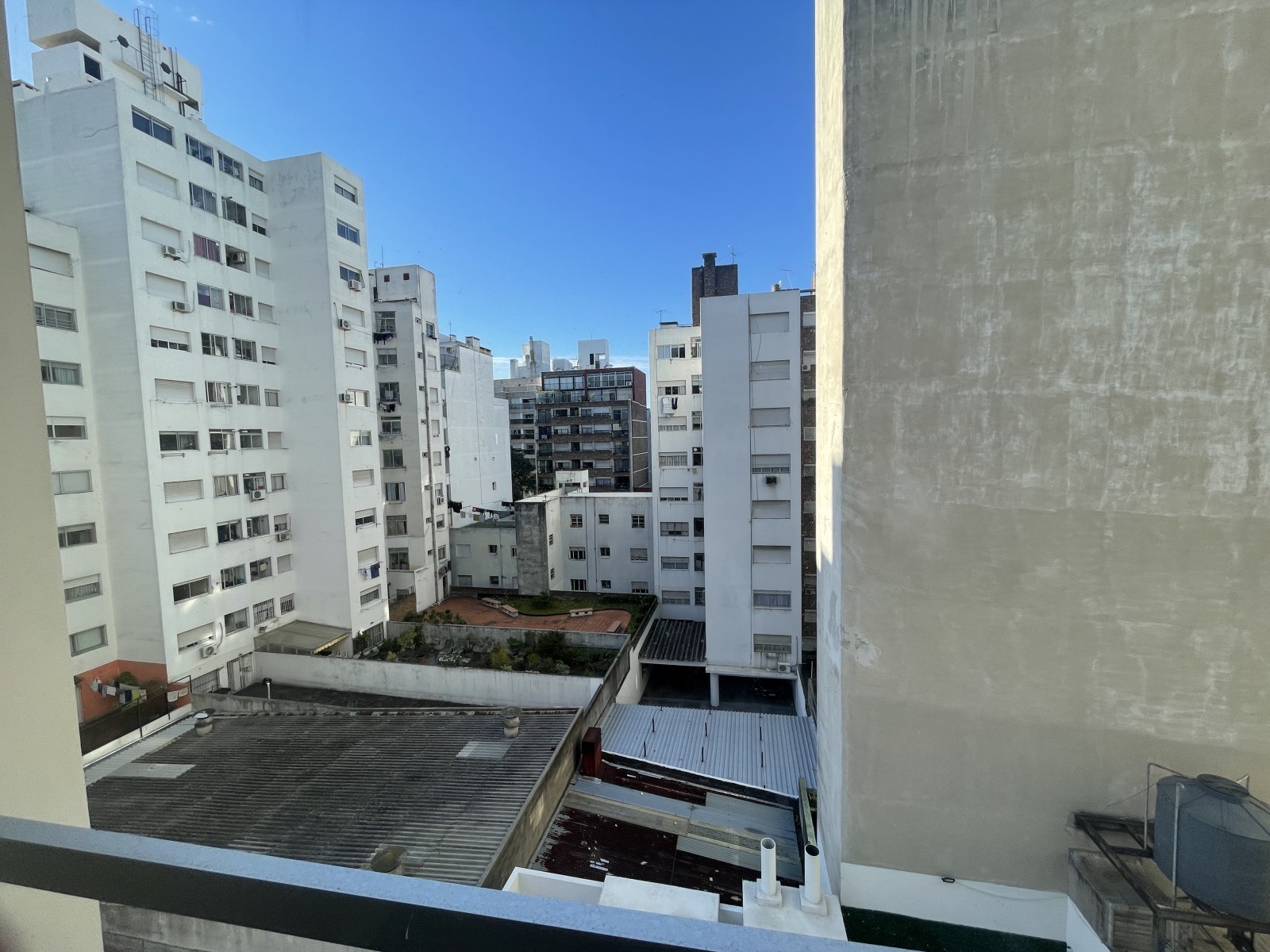 Monoambiente en Pocitos en venta