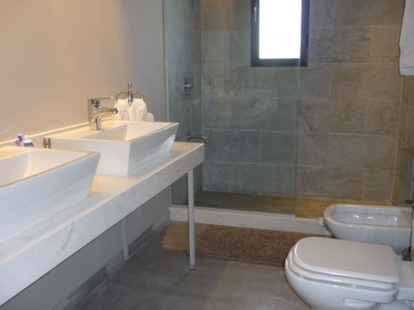 Moderna Casa en alquiler en Pueblo San Vicente.