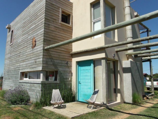 Casa en alquiler en Balneario Buenos Aires.