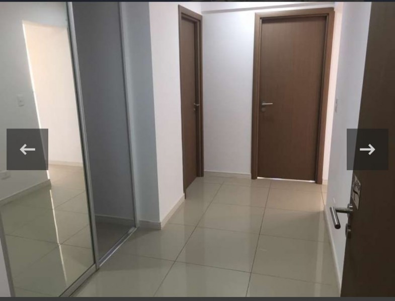 Moderno y cómodo dpto de 2 dor y dos baños a media cuadra de la Rambla