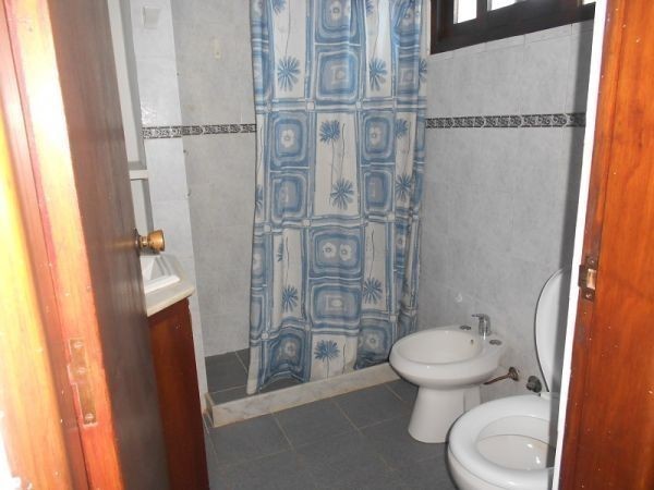Casa en alquiler en Balneario Buenos Aires.