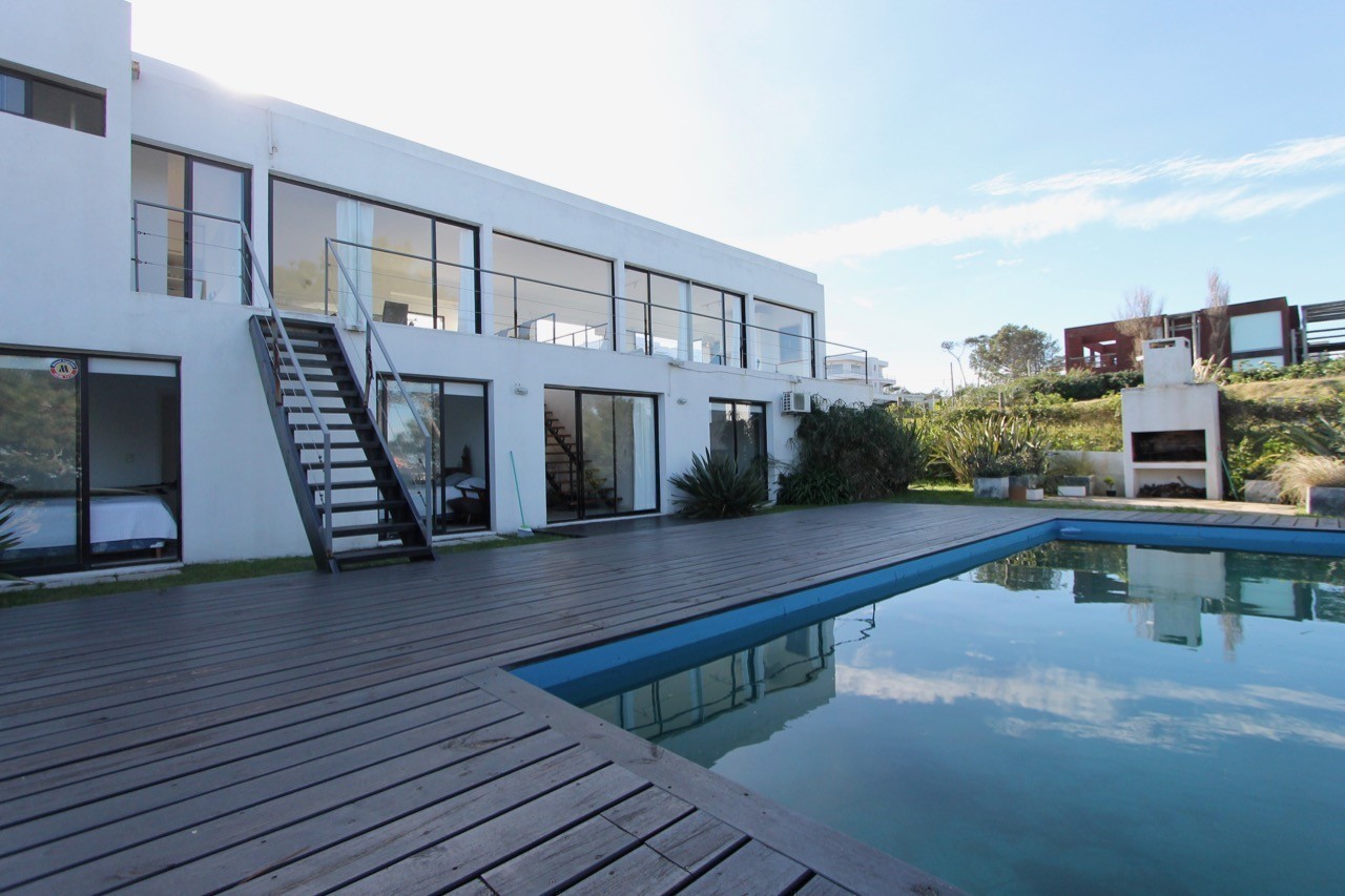 Casa moderna en venta en montoya