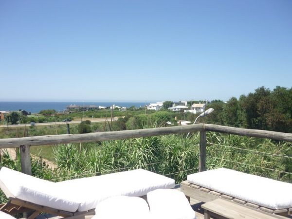 Casa en venta en Altos de Punta Piedras.