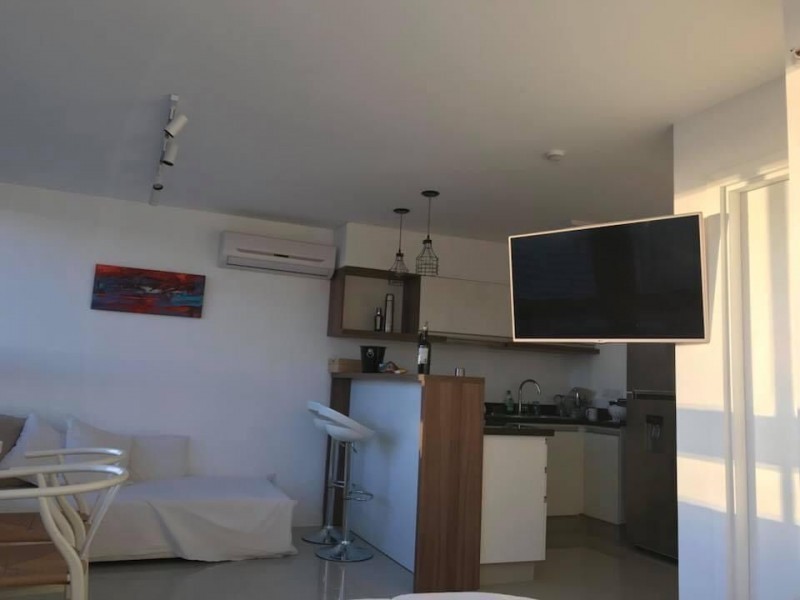 Exquisito depto en Chronos Punta del Este, con cochera 