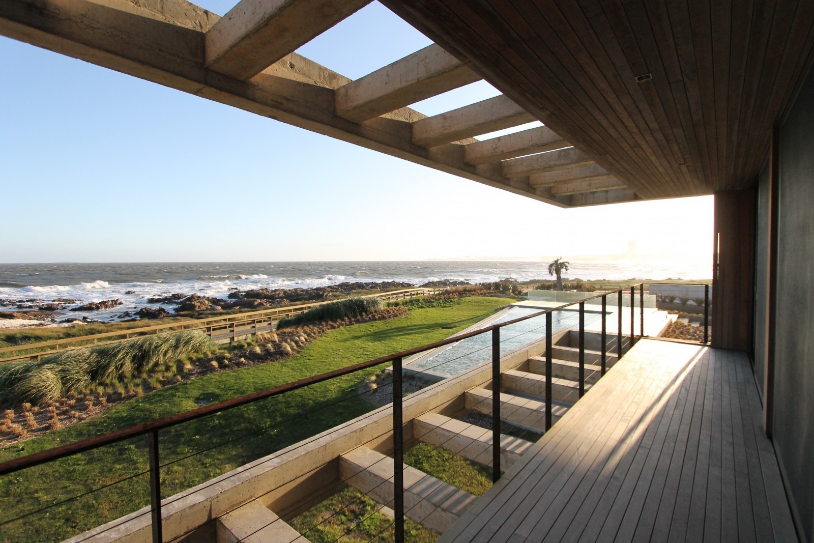 Exclusivo departamento en primera linea de La Barra en venta