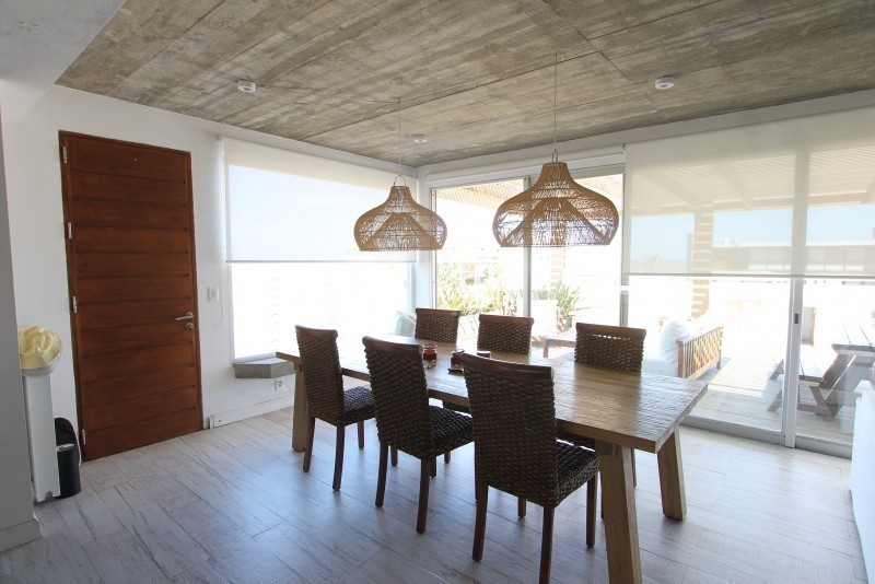 Muy linda casa en montoya en alquiler con pileta