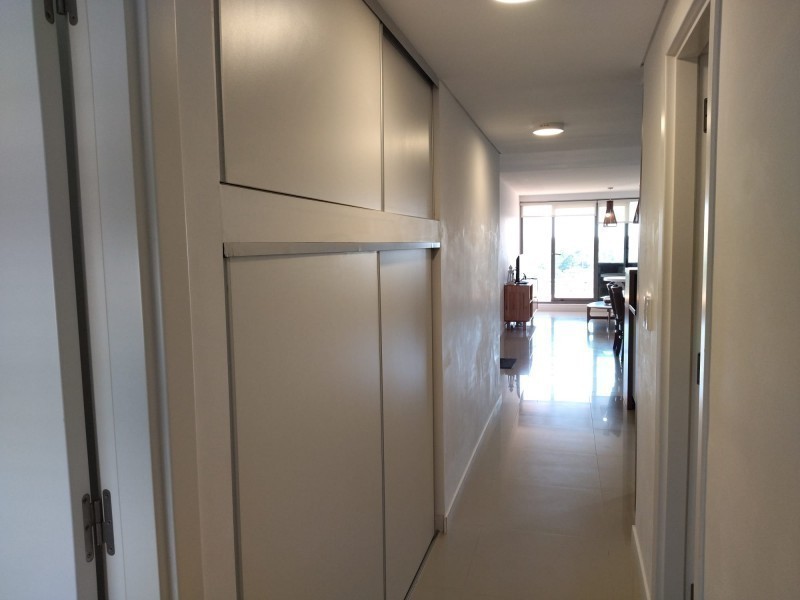 Cómodo dpto de dos dormitorios y dos baños uno en suite