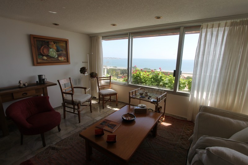 Departamento en alquiler en playa Mansa Punta del este