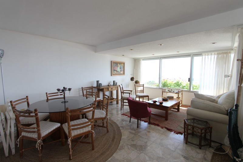 Departamento en alquiler en playa Mansa Punta del este