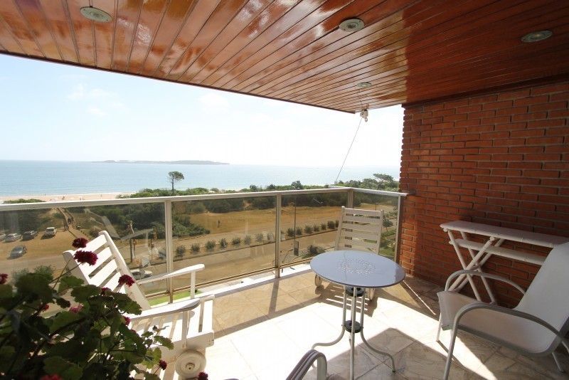 Departamento en alquiler en playa Mansa Punta del este