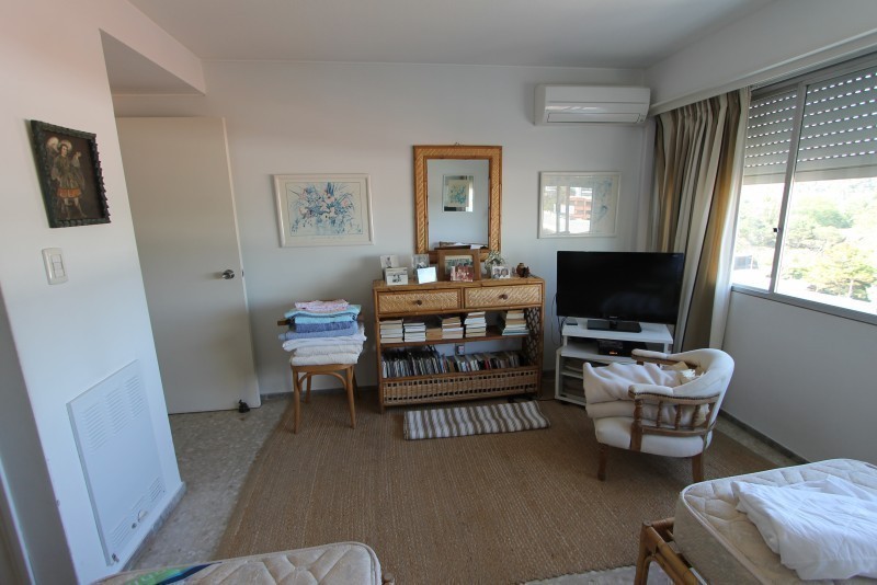 Departamento en alquiler en playa Mansa Punta del este