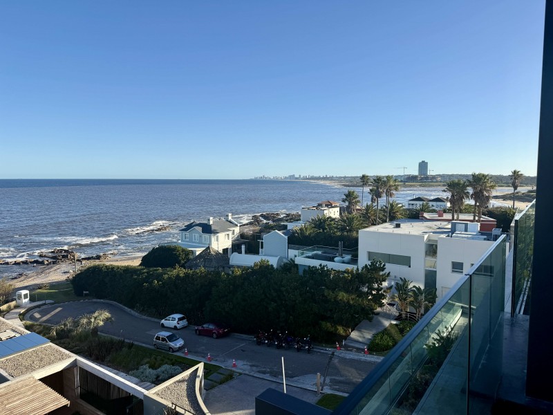 Arte Barra, Penthouse en primera linea