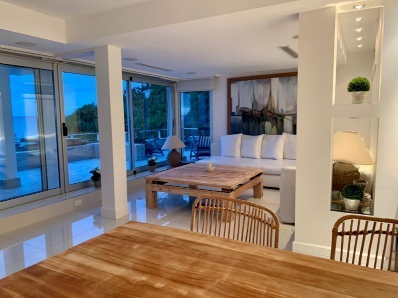 Lindísimo departamento en Punta Ballena con vista