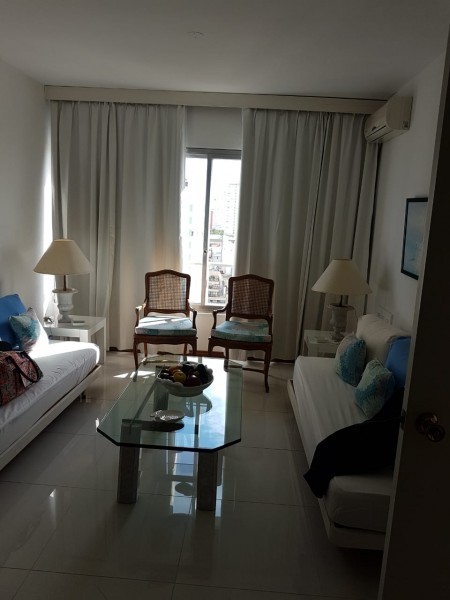 Departamento en Peninsula en alquiler