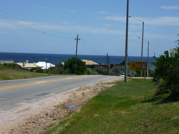 Lotes y casas en venta en Balneario Buenos Aires, Punta del Este.