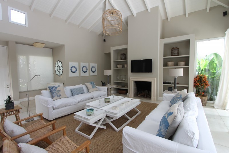 Espectacular casa en Laguna Blanca