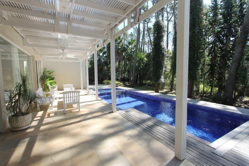 Espectacular casa en Laguna Blanca