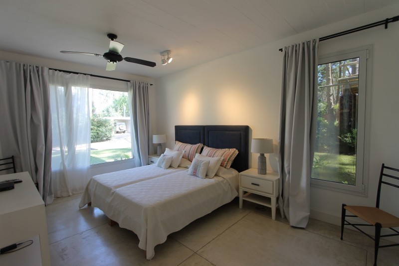Espectacular casa en Laguna Blanca