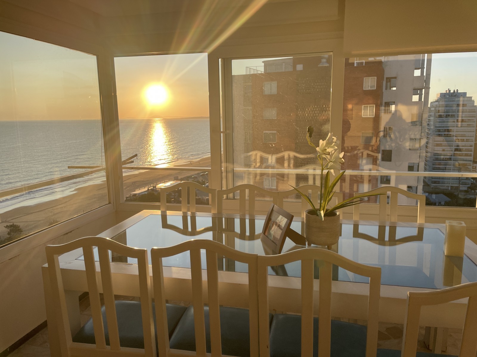 Departamento en playa mansa con increible vista al mar