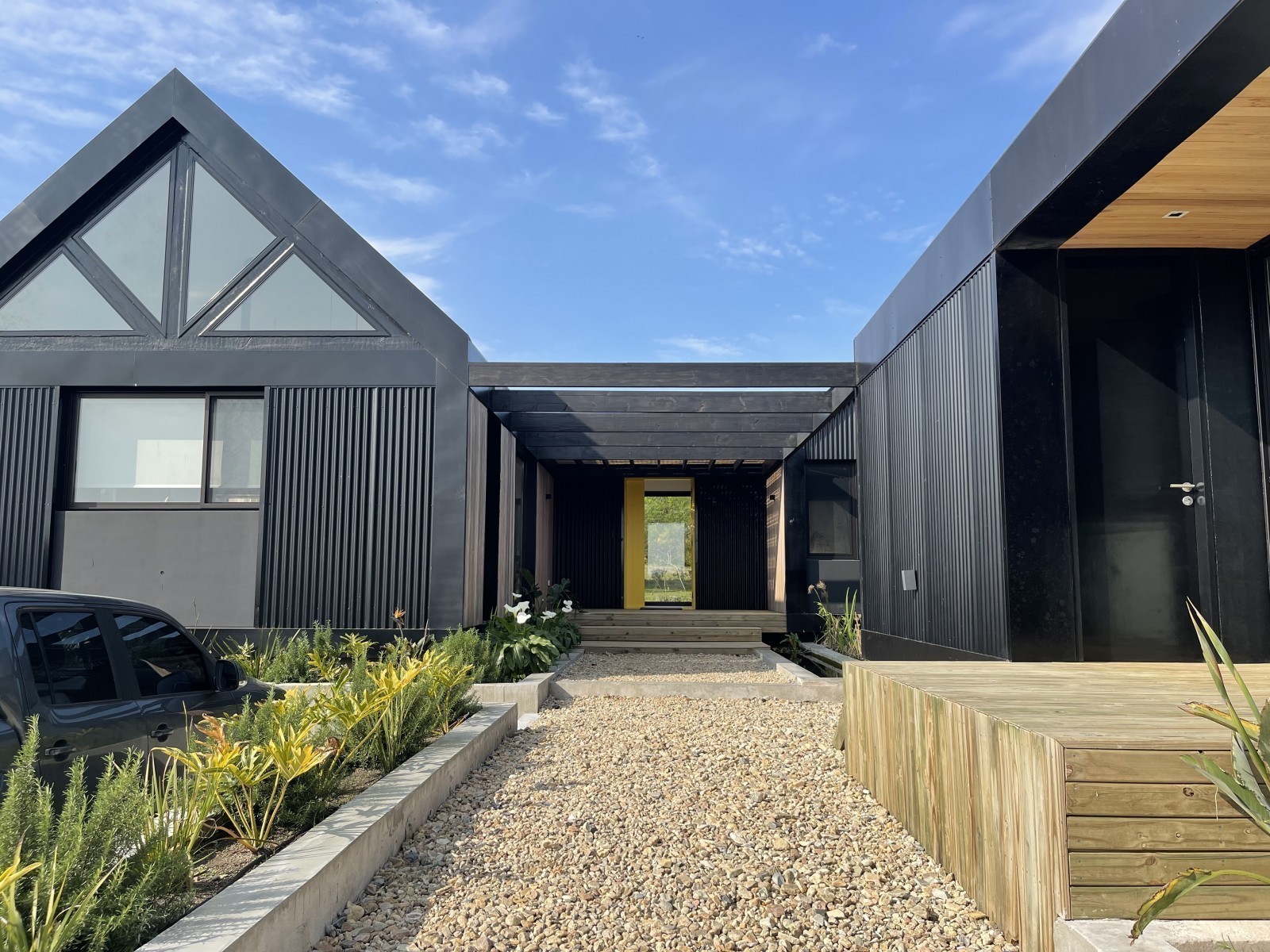 Casa Moderna a estrenar en Pueblo Mio