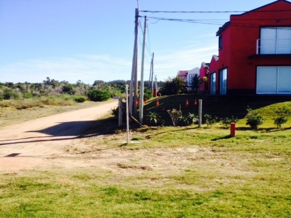 Terreno en venta en Balneario Buenos Aires.
