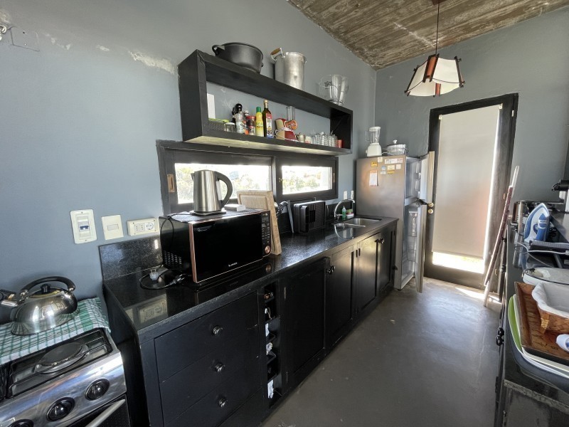 Casa moderna en Manantiales con pileta