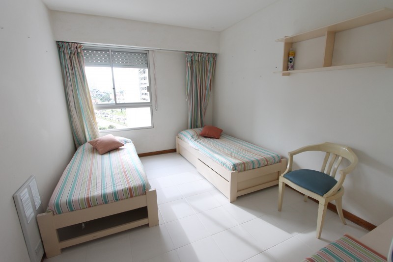 Departamento en alquiler con vista al mar